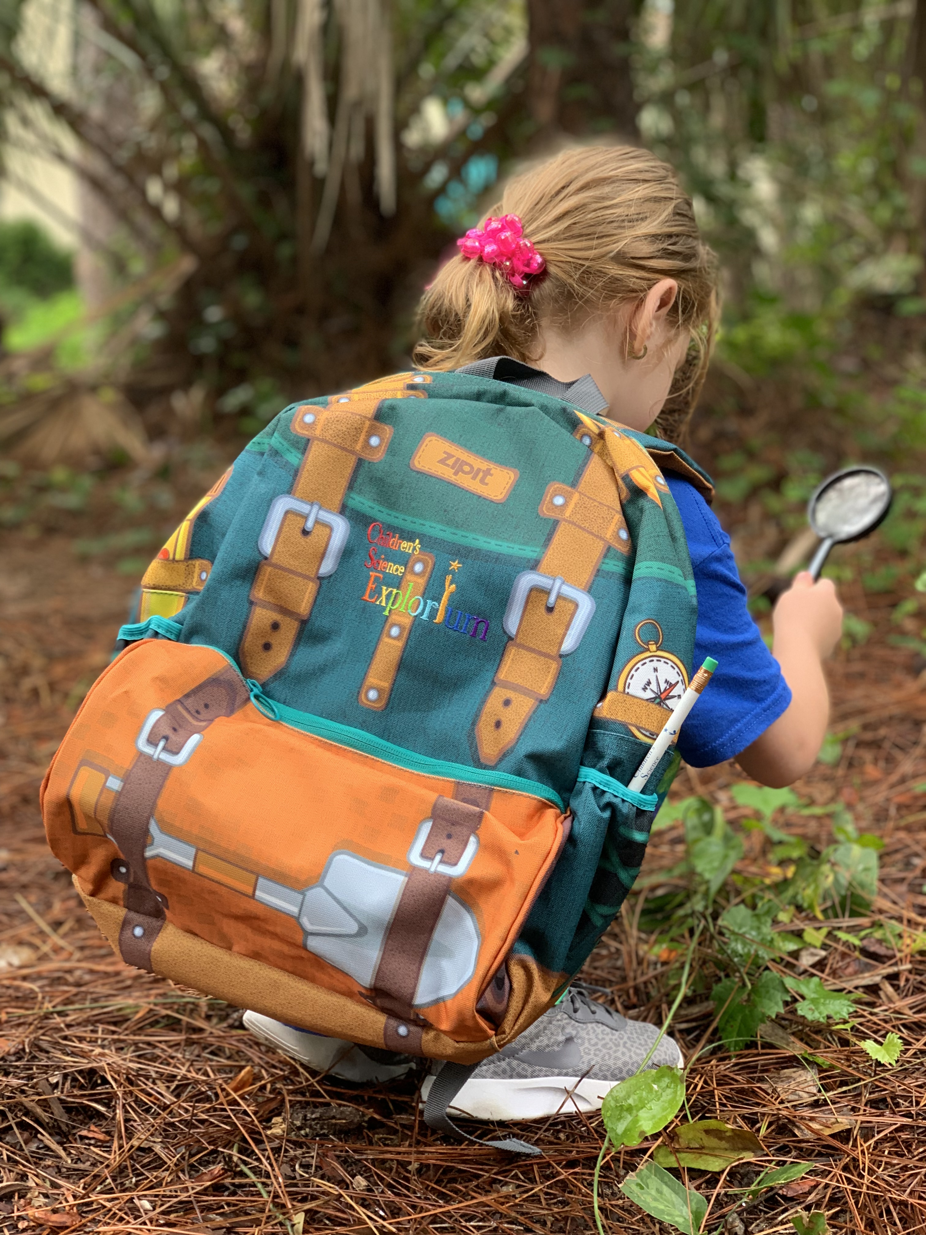 Girl wearing eco-pack